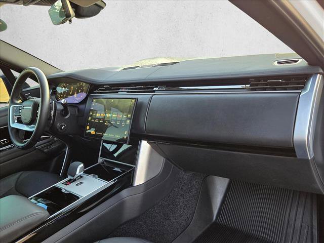 Used 2024 Land Rover Range Rover SE AWD/4WD image 23