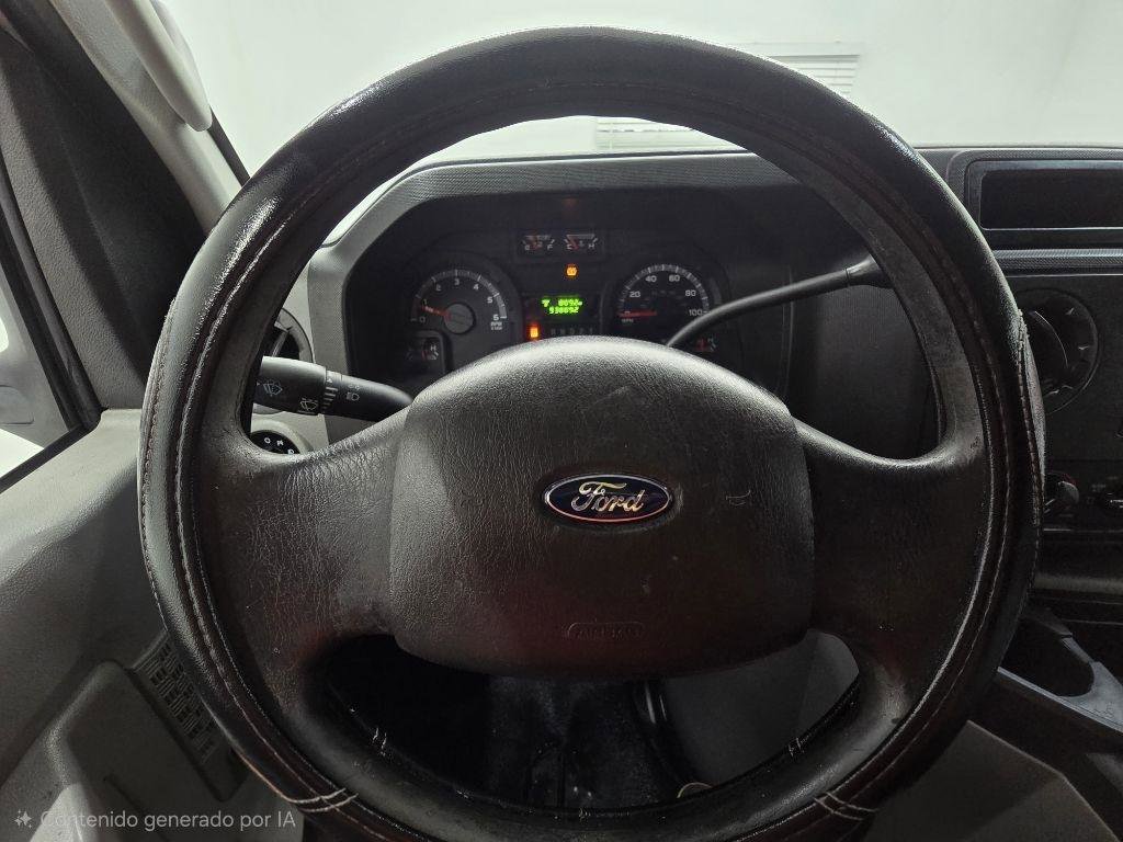 Used 2013 Ford E-150 and Econoline 150 RWD image 21