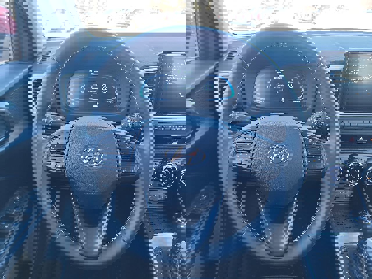 Certified 2023 Hyundai Venue Limited image 14