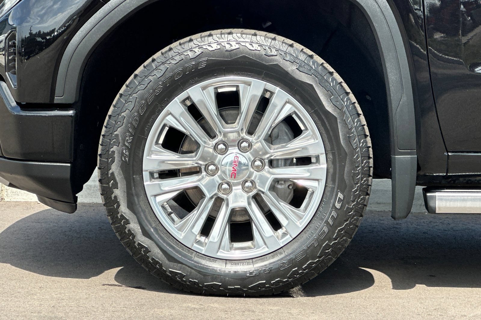 Used 2022 GMC Sierra 1500 Denali w/ Technology Package AWD/4WD image 36