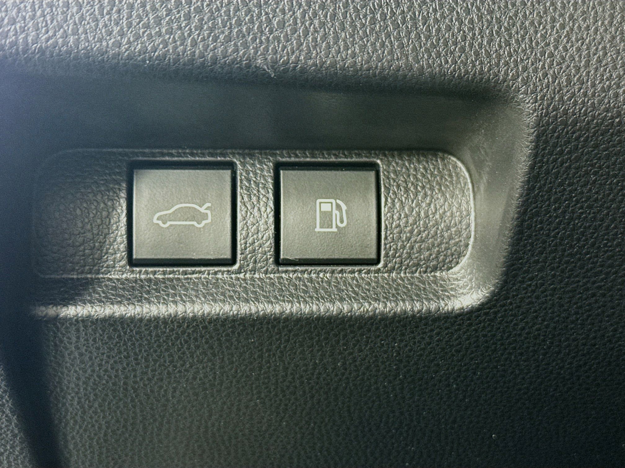 Certified 2023 Toyota Crown XLE image 11