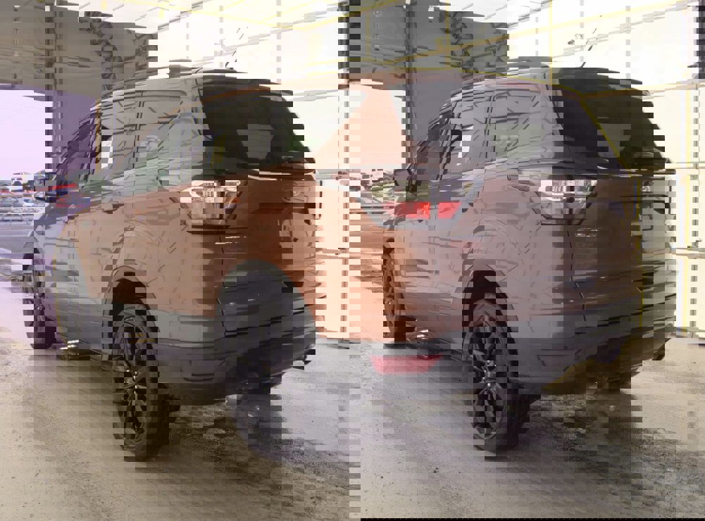 Used 2017 Ford Escape SE w/ Equipment Group 201A image 6