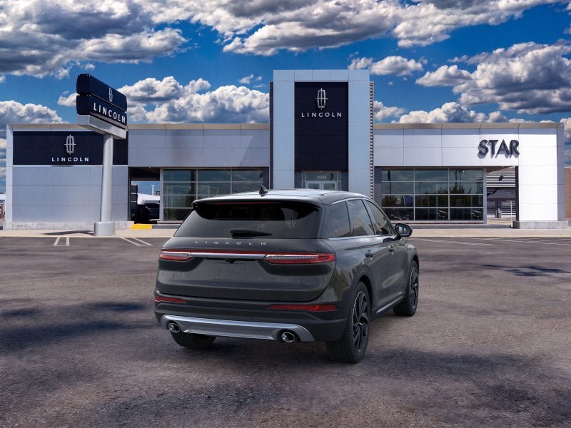 New 2023 Lincoln Corsair Reserve w/ Equipment Group 202A AWD/4WD image 8