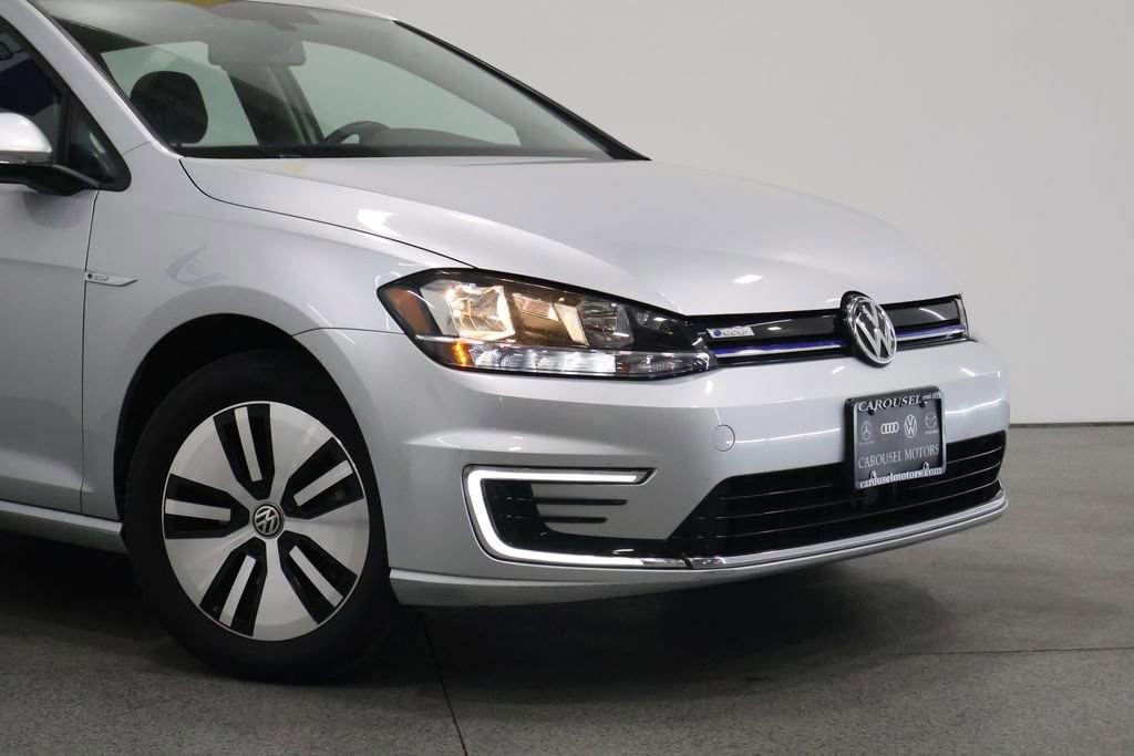 Used 2019 Volkswagen e-Golf SE w/ Driver Assistance Package FWD image 3