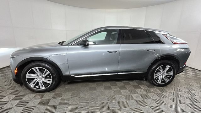 Used 2024 Cadillac Lyriq Tech RWD image 6