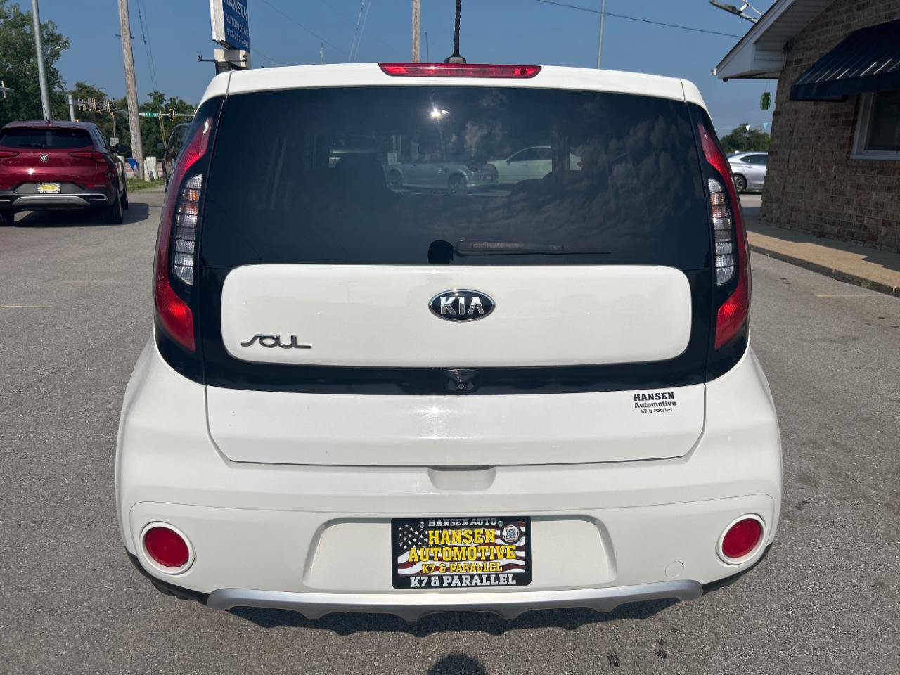 Used 2018 Kia Soul + FWD image 6