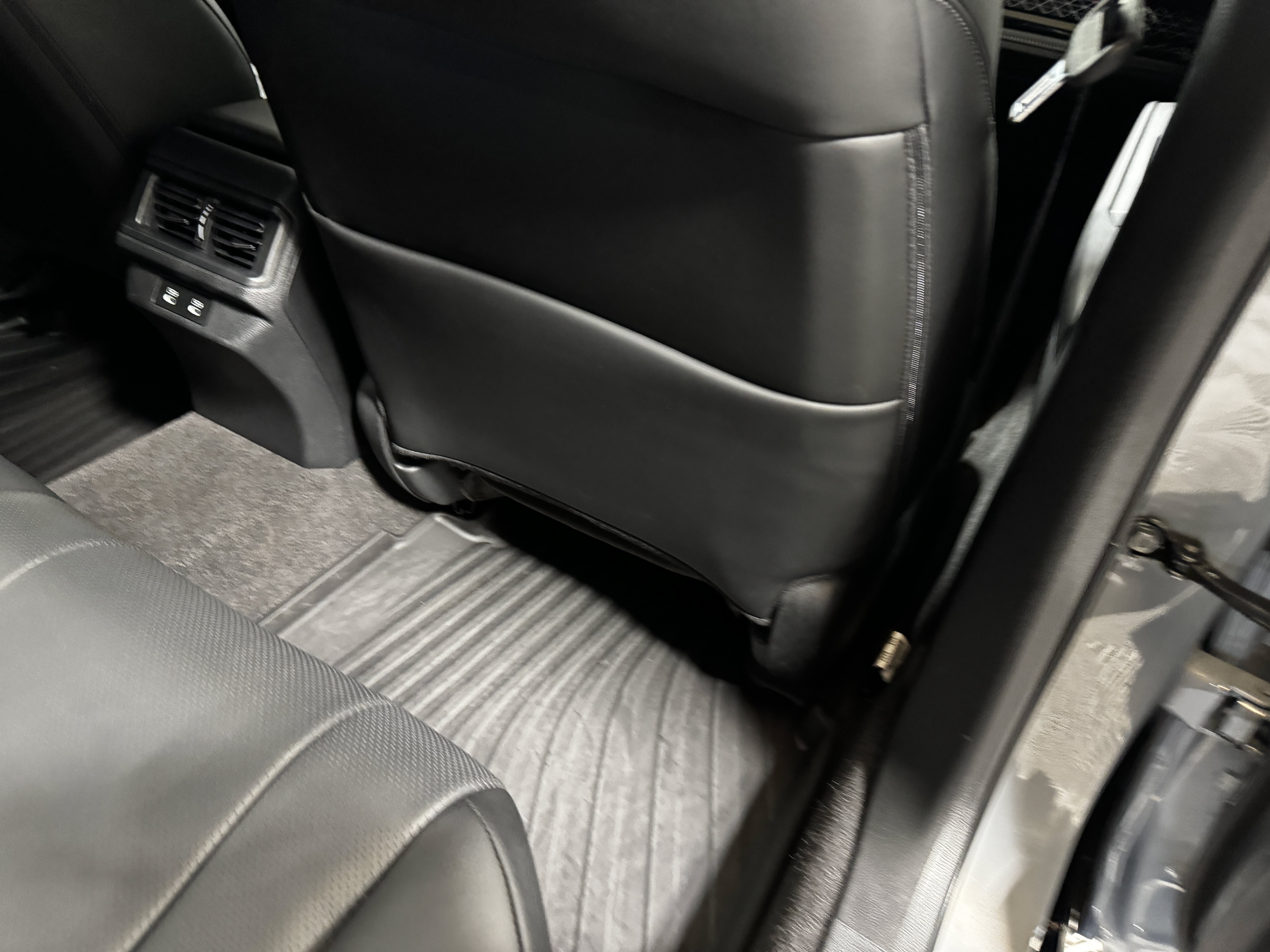 Used 2025 Honda Accord EX-L image 36