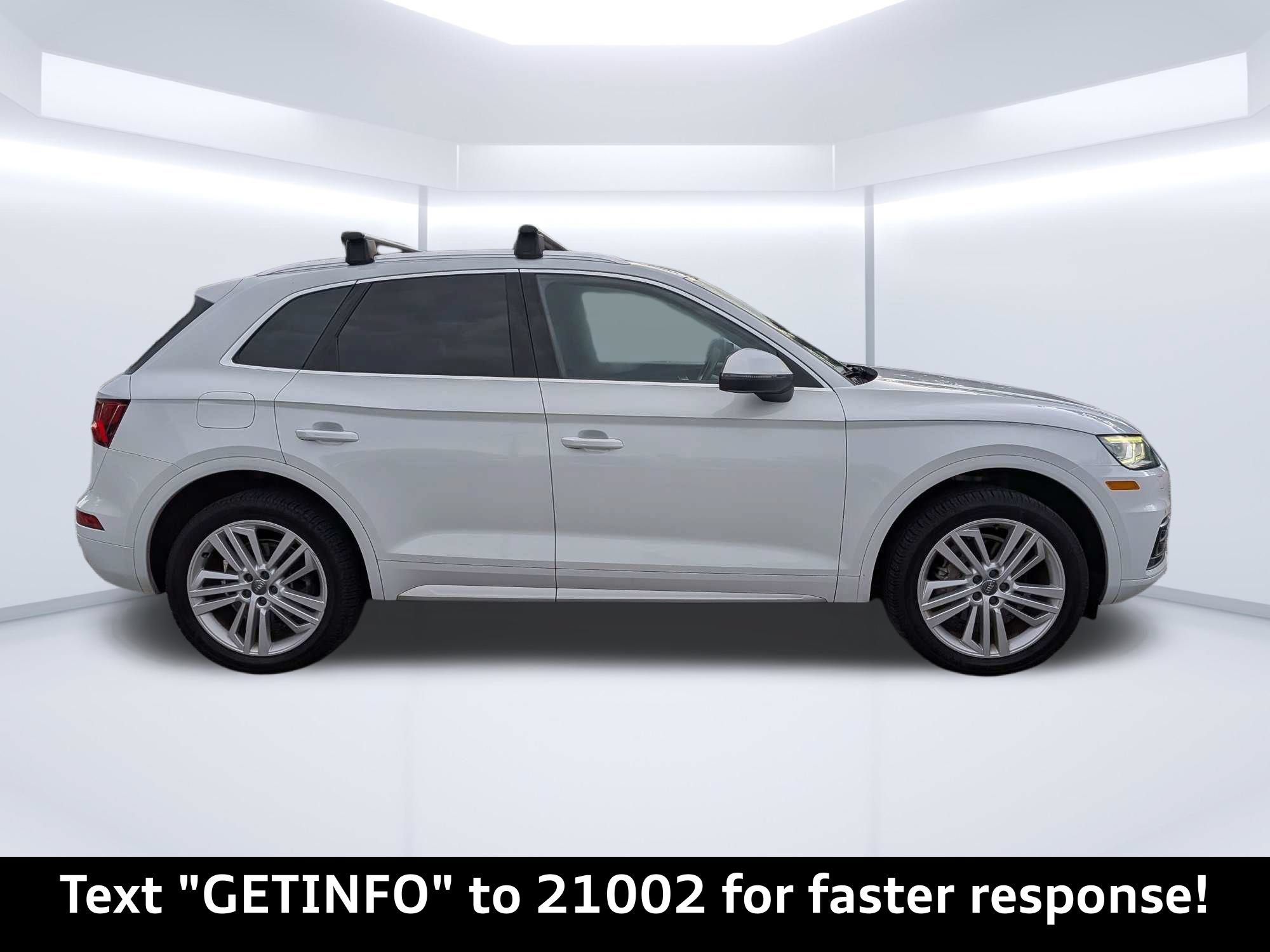 Used 2020 Audi Q5 2.0T Premium Plus w/ Premium Plus Package AWD/4WD image 2