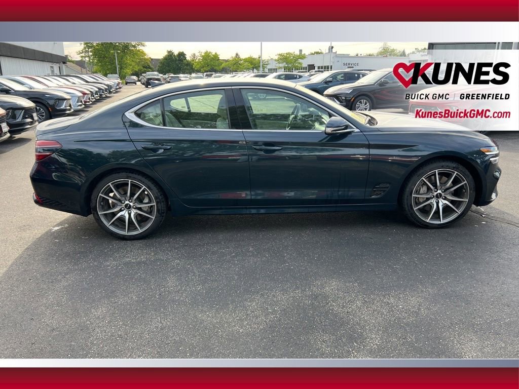 Used 2025 Genesis G70 2.5T AWD/4WD image 2