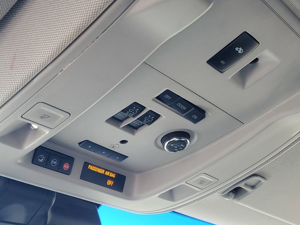 Used 2018 Cadillac Escalade Luxury w/ LPO, Radiant Package AWD/4WD image 21