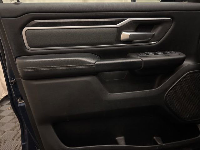 Used 2022 RAM 1500 Big Horn AWD/4WD image 9