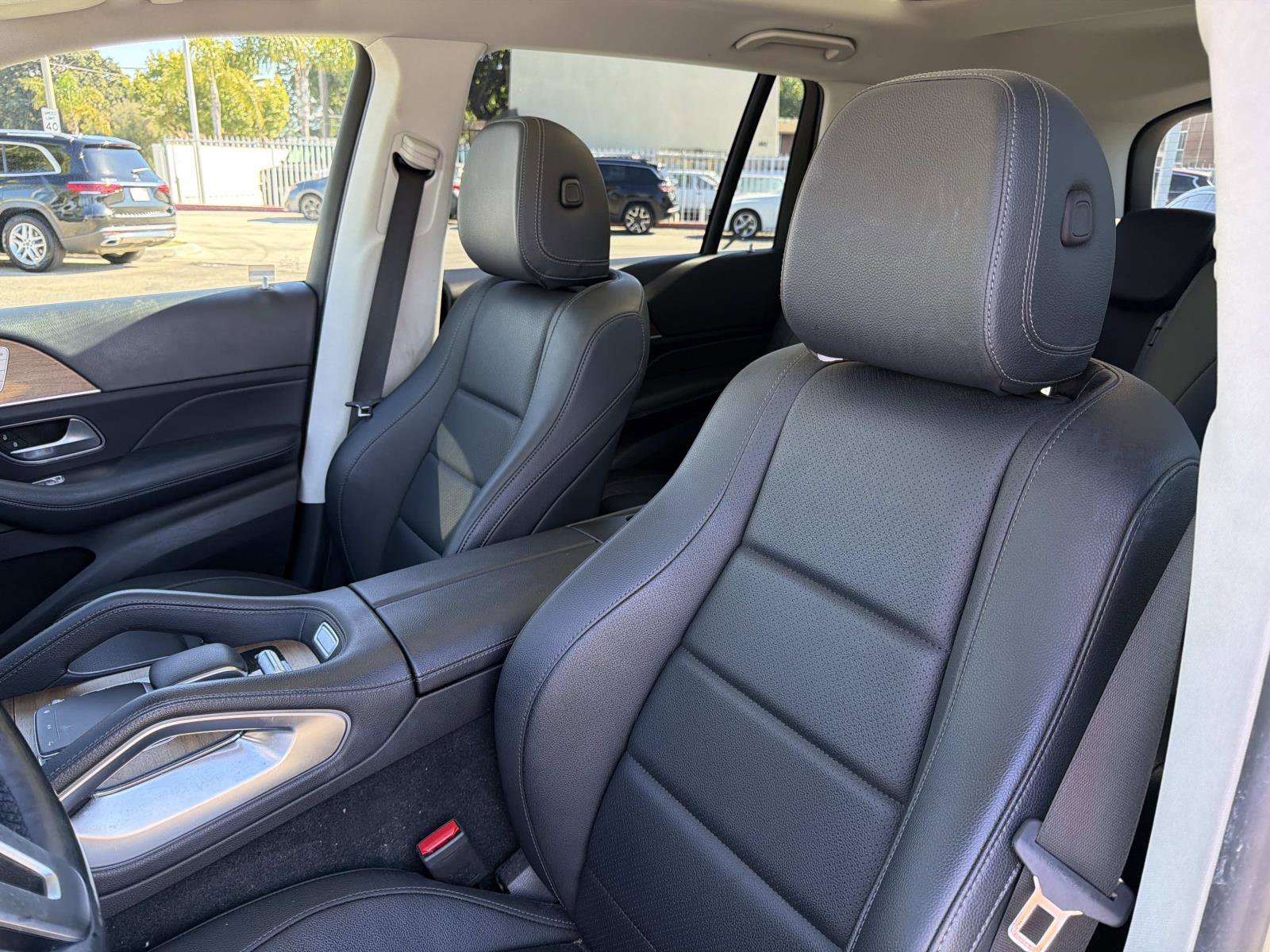 Used 2020 Mercedes-Benz GLS 450 4MATIC image 19