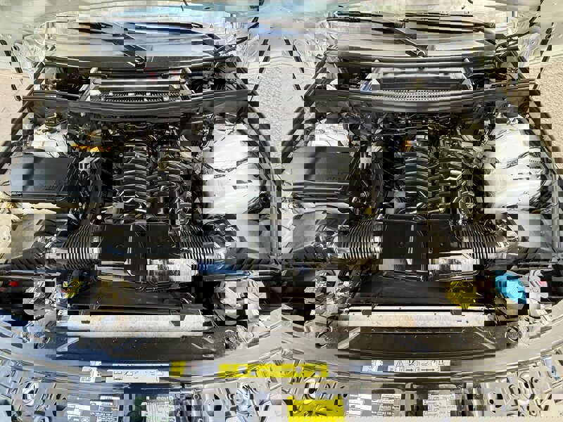 Used 2011 Land Rover Range Rover HSE AWD/4WD image 10