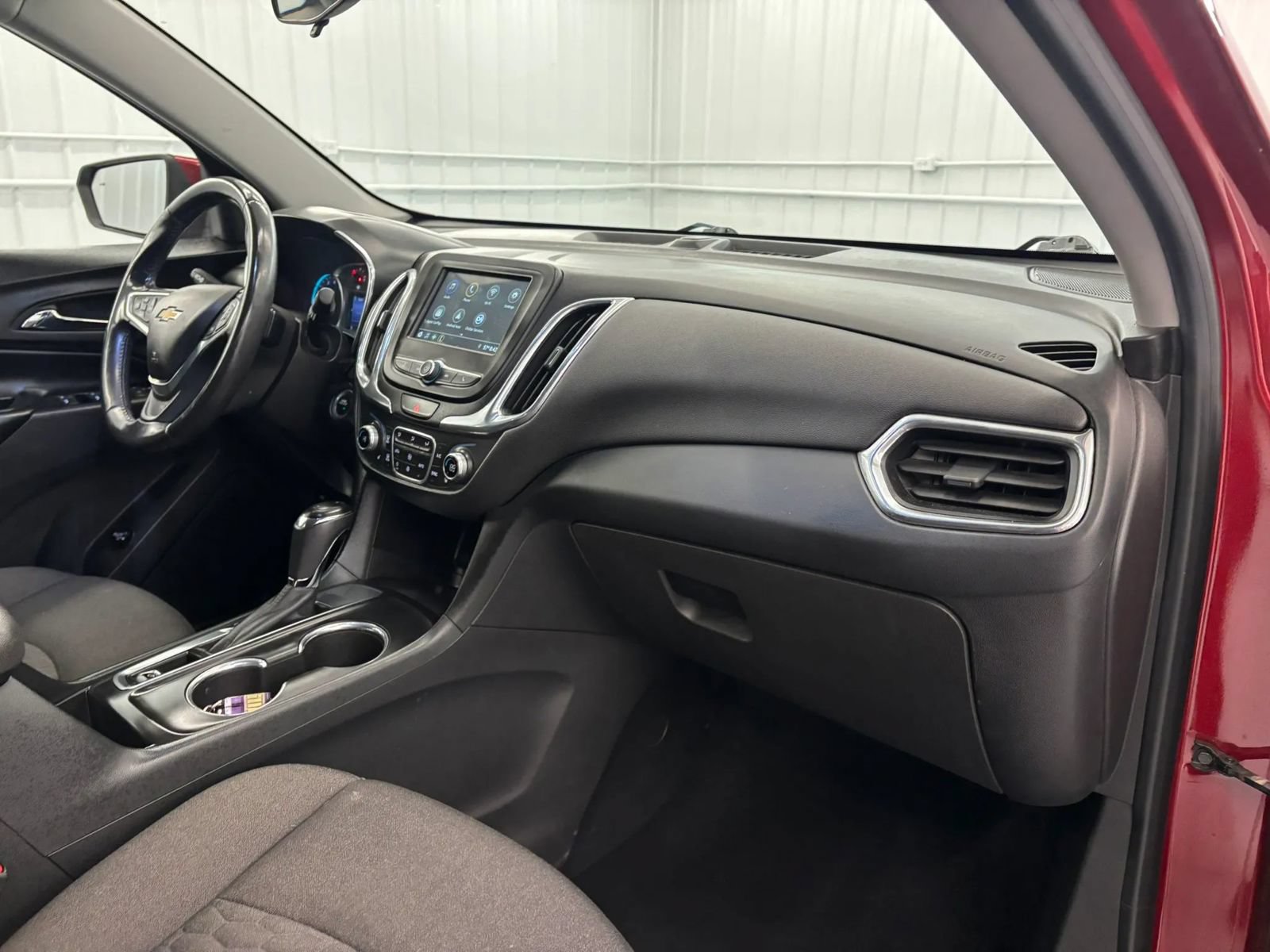 Used 2019 Chevrolet Equinox LT FWD image 34