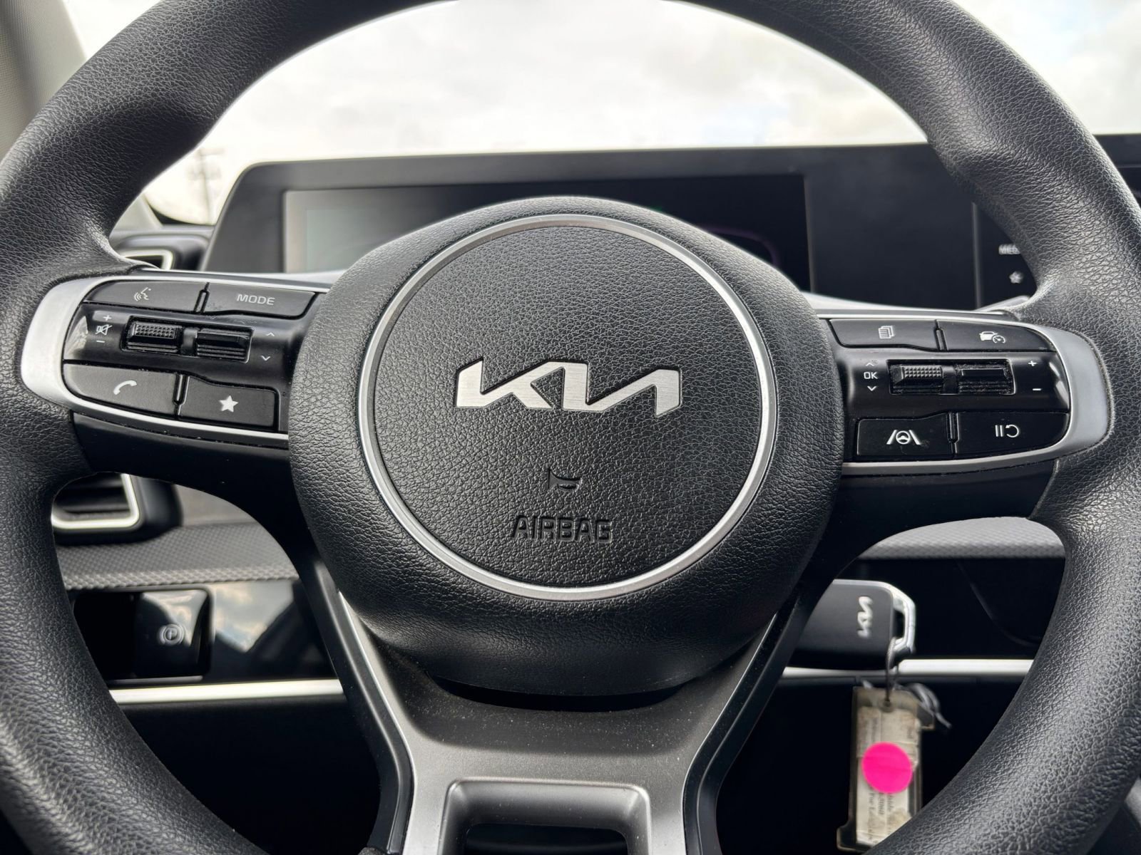 Used 2024 Kia Sportage LX image 27