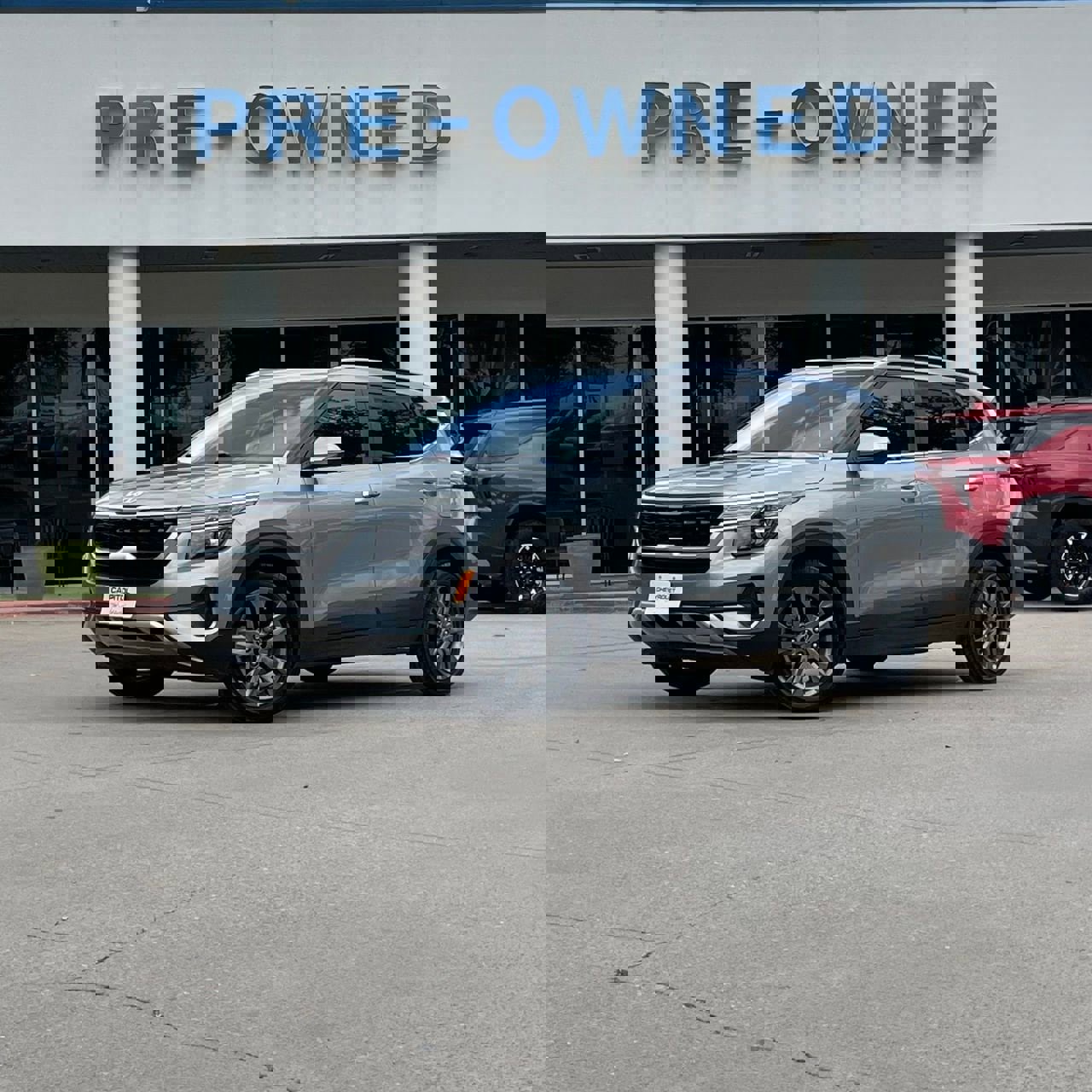 Used 2023 Kia Seltos S image 2