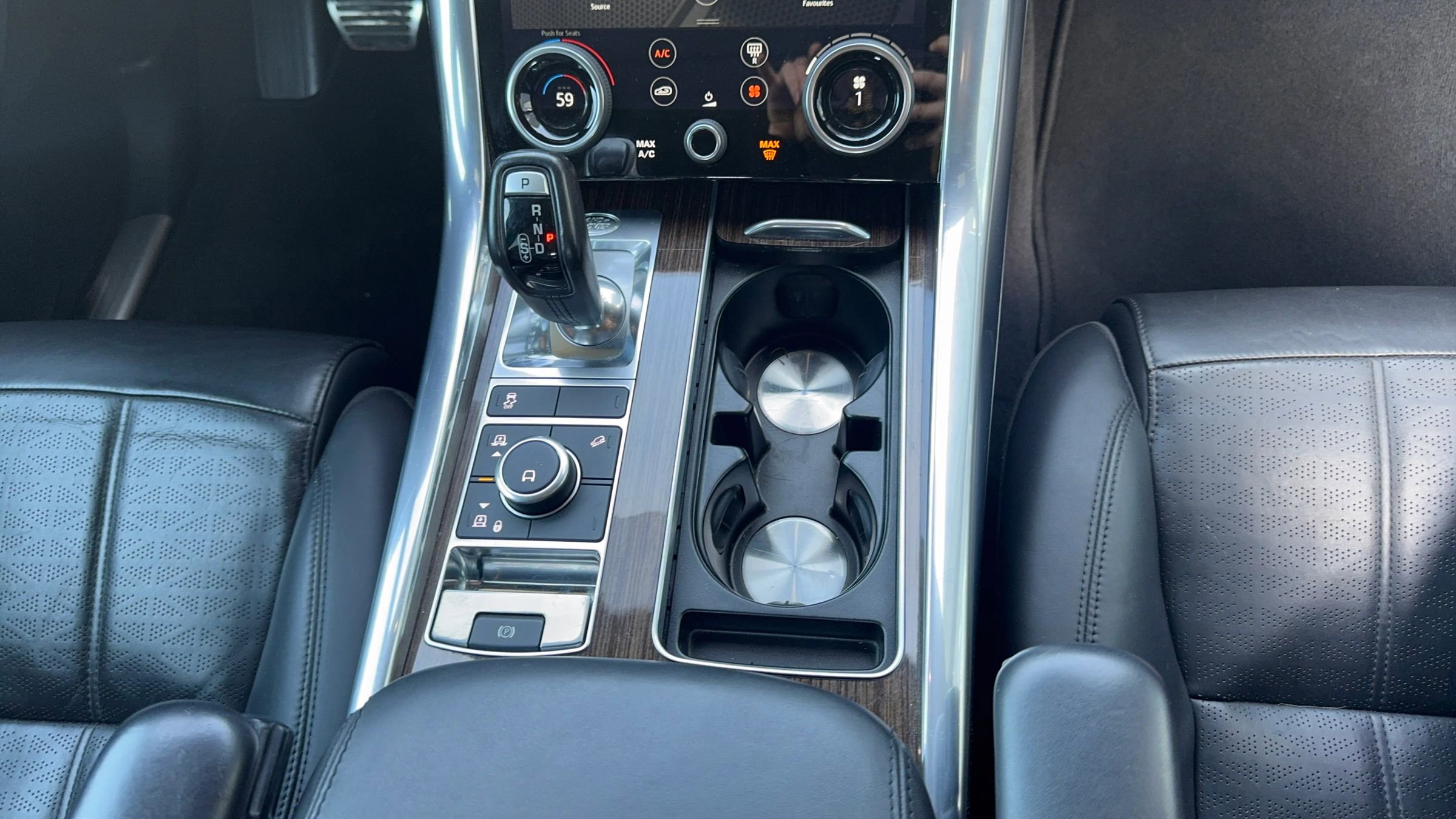 Used 2019 Land Rover Range Rover Sport HSE Dynamic AWD/4WD image 17