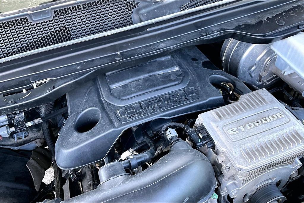 Used 2023 RAM 1500 Big Horn AWD/4WD image 32