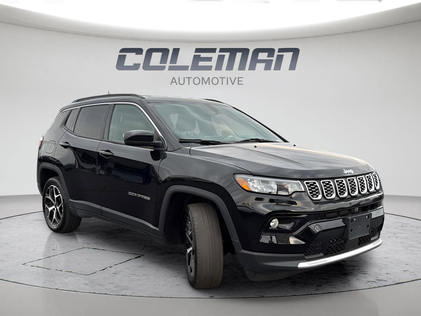 Used 2025 Jeep Compass Limited image 7