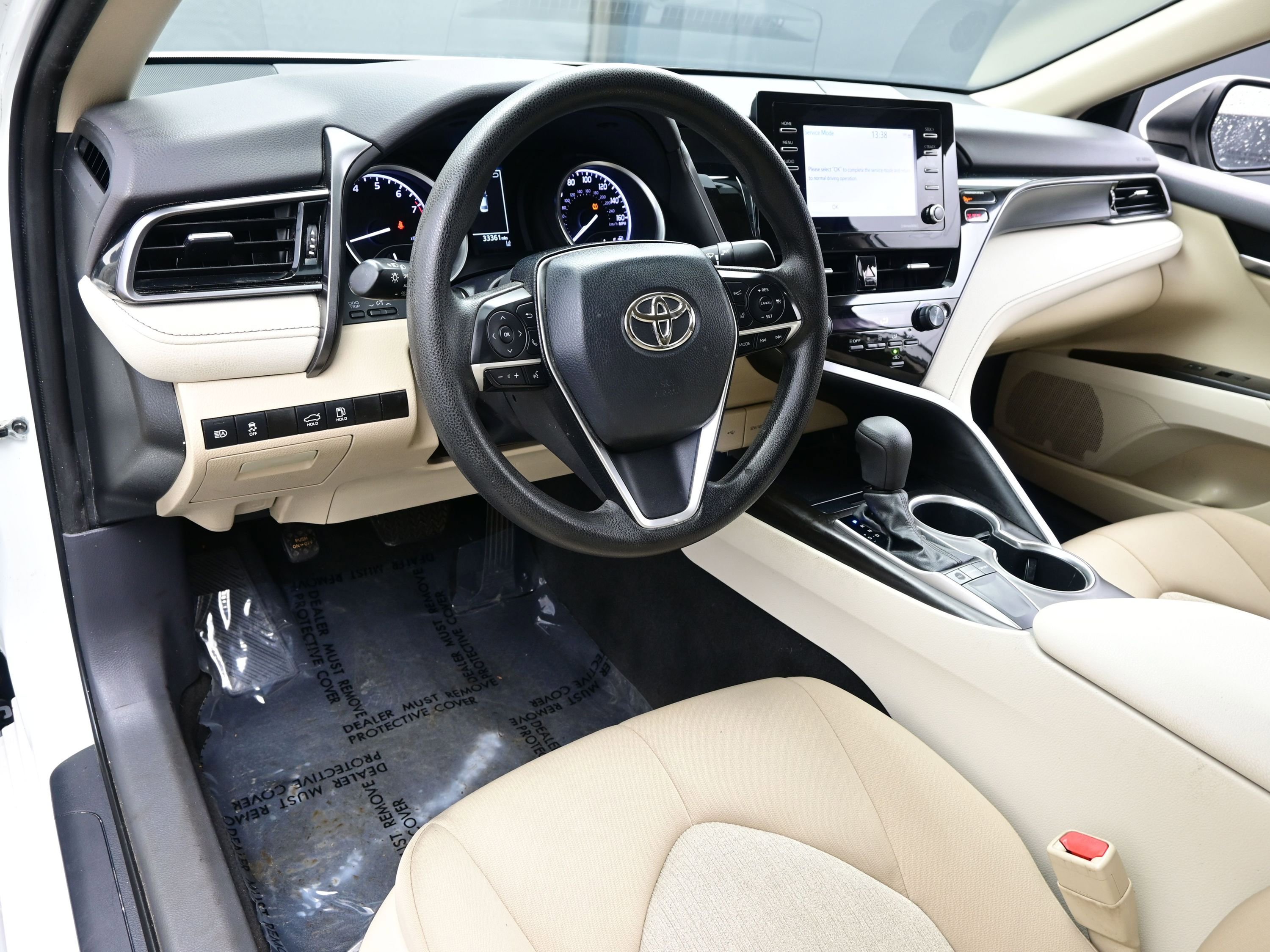 Used 2022 Toyota Camry LE image 13