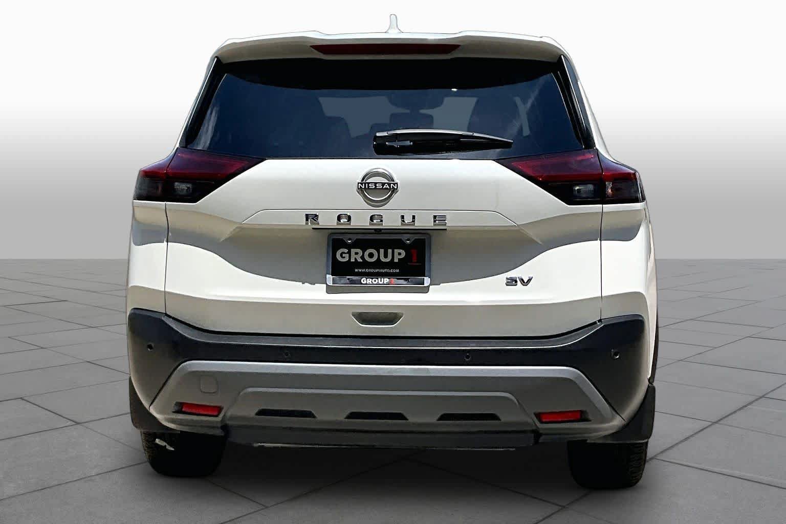 Certified 2023 Nissan Rogue SV FWD image 5