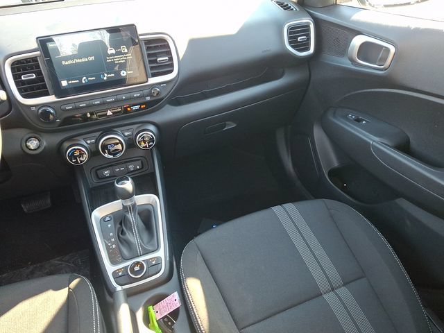 New 2026 Hyundai Venue SEL FWD image 11