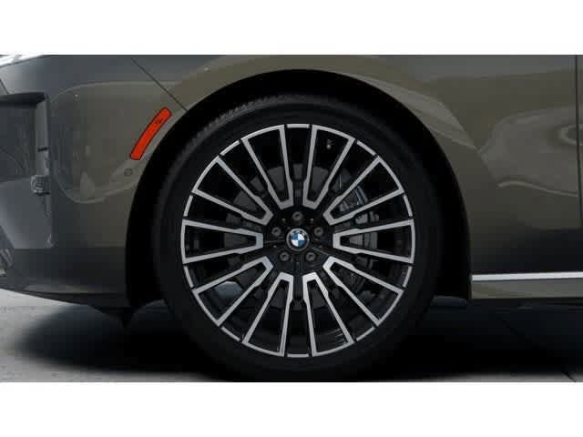 New 2027 BMW 740i xDrive AWD/4WD image 7