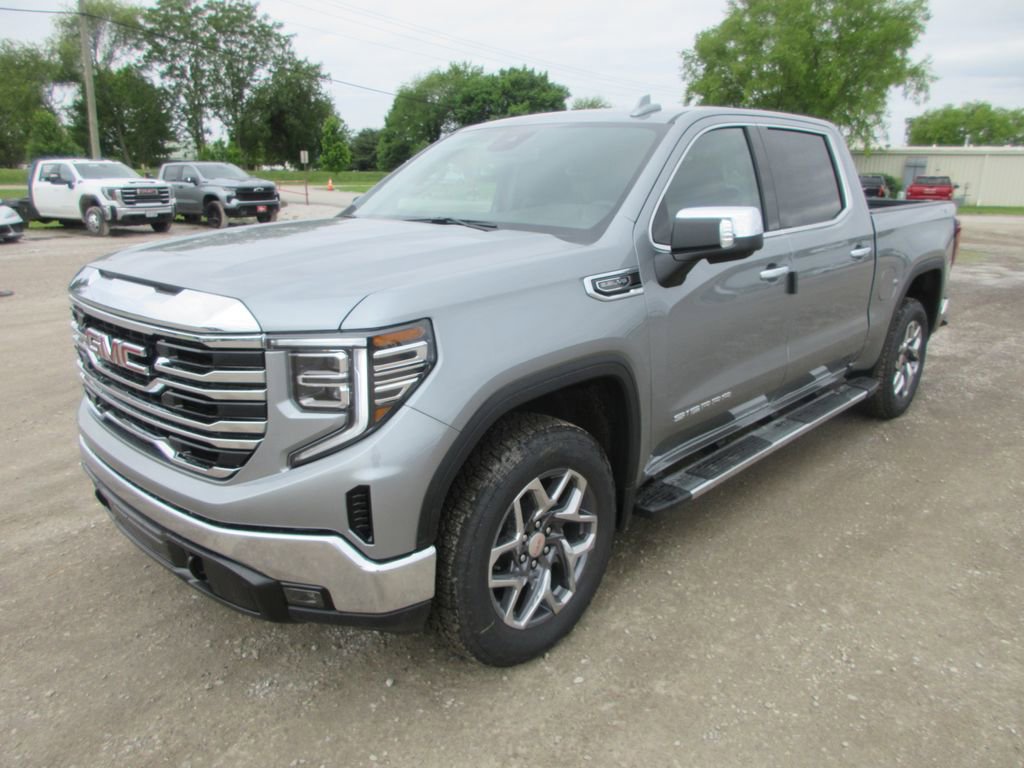New 2026 GMC Sierra 1500 SLT w/ SLT Premium Package AWD/4WD image 11