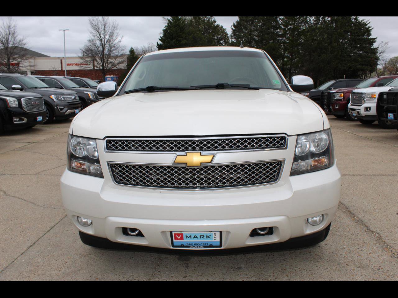 Used 2012 Chevrolet Suburban LTZ AWD/4WD image 10