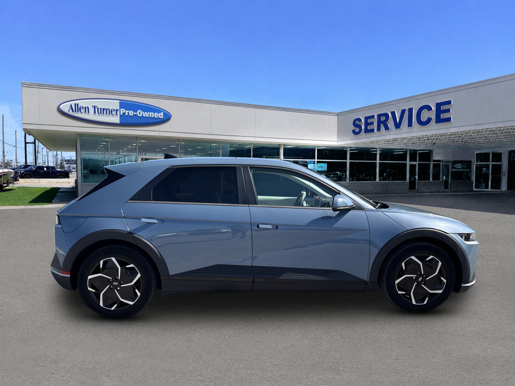 Certified 2023 Hyundai Ioniq 5 SEL w/ Cargo Package AWD/4WD image 9