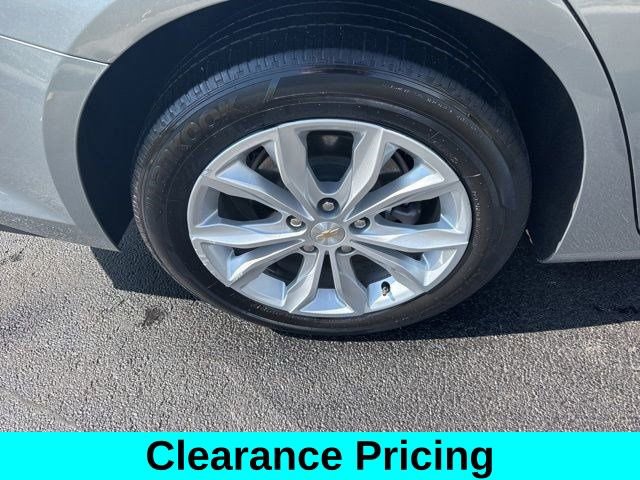 Used 2024 Chevrolet Malibu LT image 43