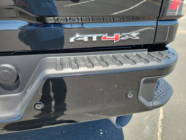 Used 2025 GMC Sierra 2500 AT4X AWD/4WD image 29