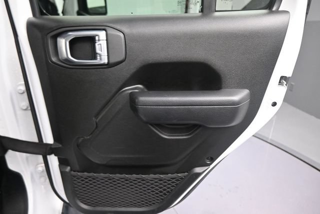 Used 2024 Jeep Wrangler Unlimited Rubicon 4xe AWD/4WD image 22