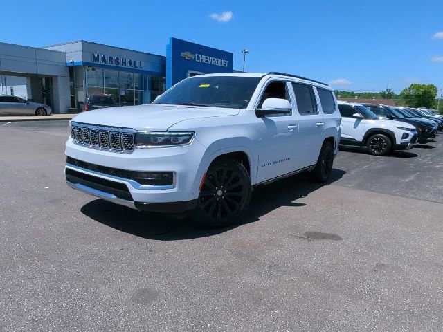 Used 2023 Jeep Grand Wagoneer Series II w/ Premium Group II AWD/4WD image 3