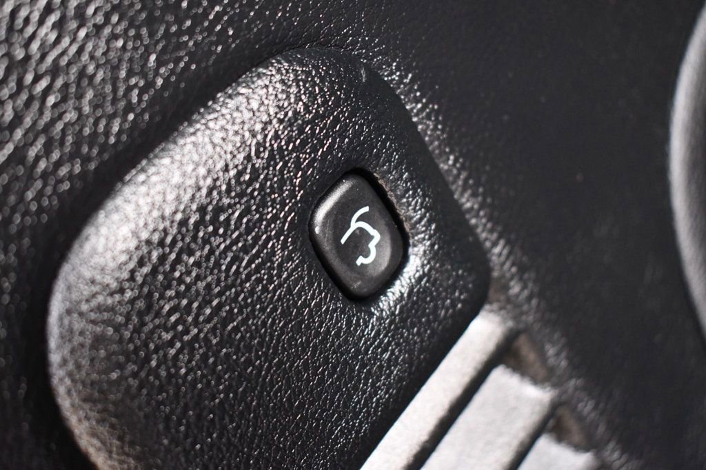 Used 2021 Jeep Grand Cherokee Limited X image 11