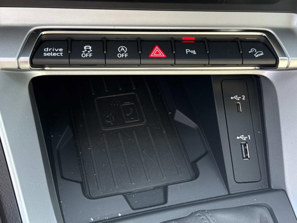 Used 2020 Audi Q3 2.0T Premium Plus AWD/4WD image 27