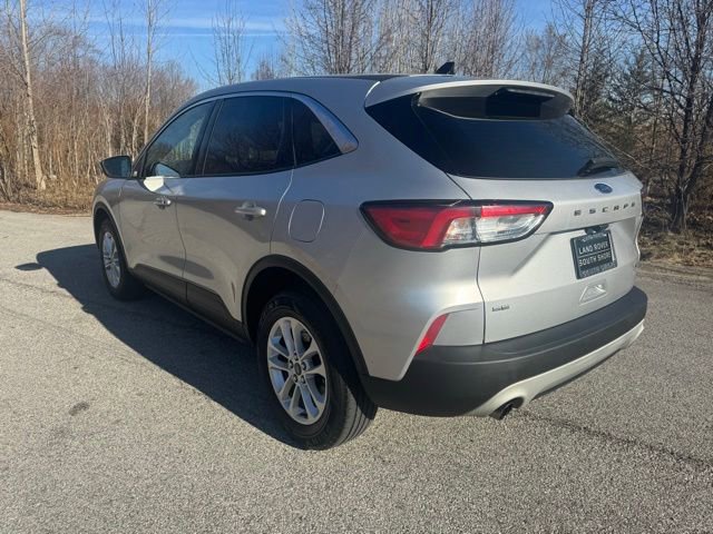 Used 2020 Ford Escape SE image 7