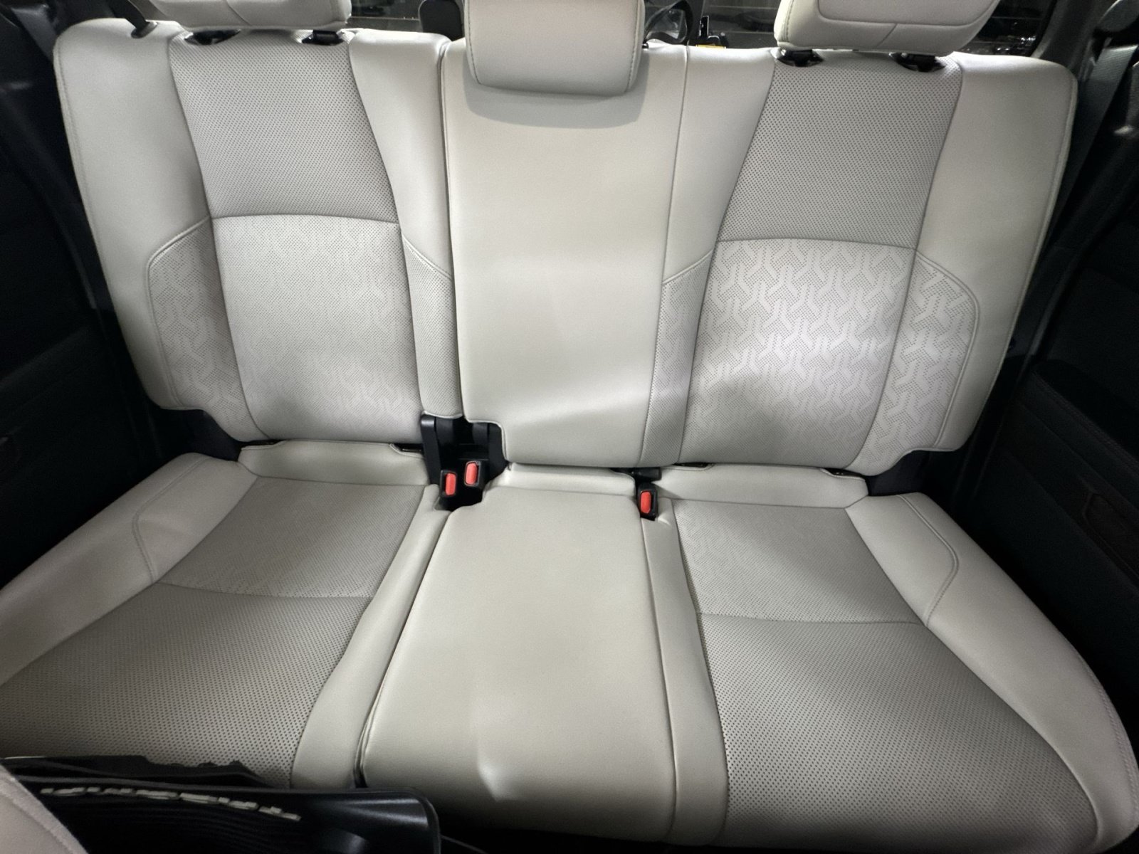 Used 2024 Toyota Tacoma Limited AWD/4WD image 15