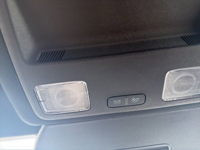 Used 2024 Ford Escape ST-Line image 25