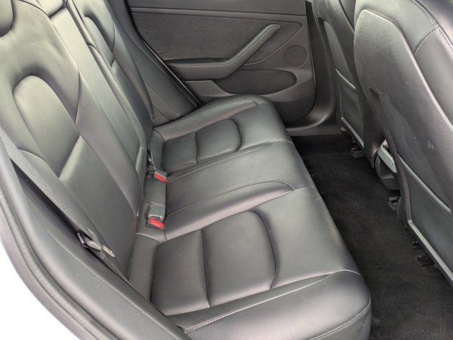 Used 2021 Tesla Model 3 Standard Range Plus image 21