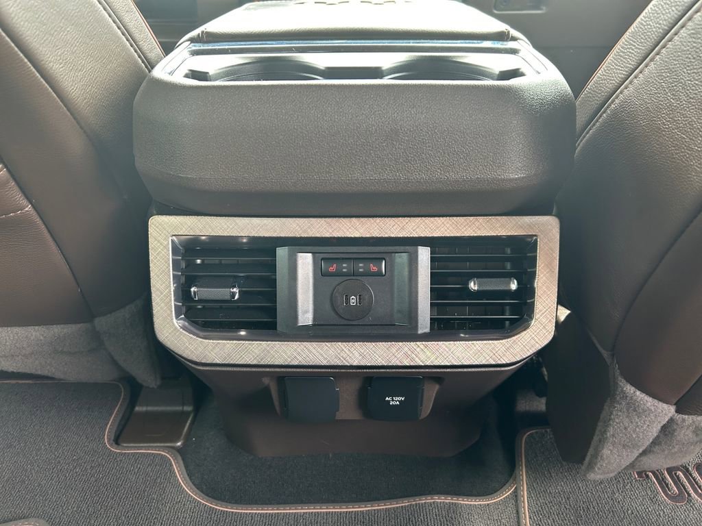 Used 2024 Ford F350 King Ranch w/ FX4 Off-Road Package AWD/4WD image 36