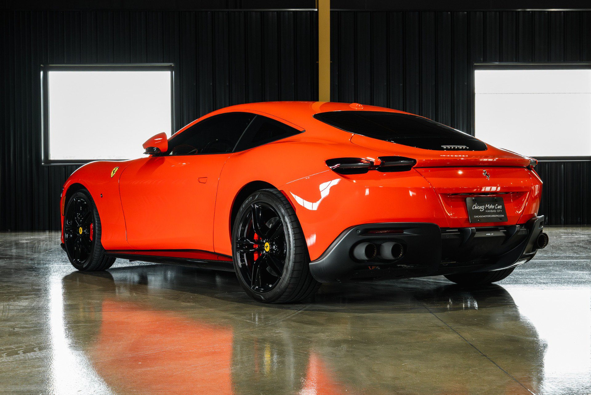 Used 2021 Ferrari Roma RWD image 23
