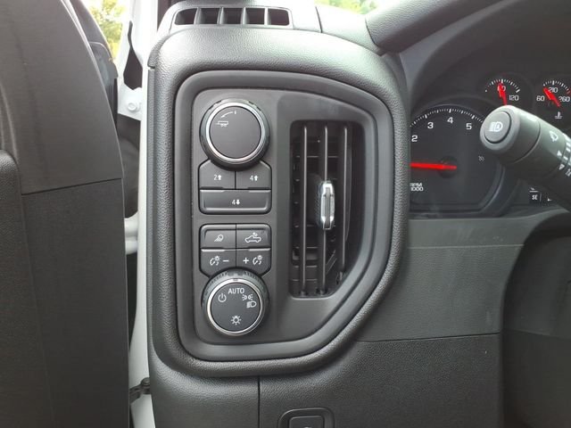 Used 2025 Chevrolet Silverado 2500 Custom w/ Custom Value Package AWD/4WD image 20