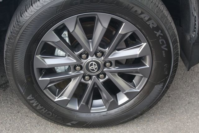 Used 2025 Toyota Land Cruiser w/ Premium Package image 9