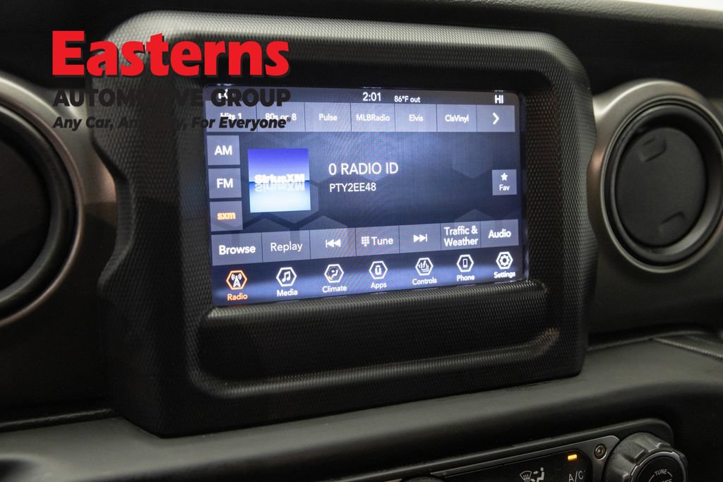 Used 2023 Jeep Wrangler Unlimited w/ Cold Weather Group AWD/4WD image 19