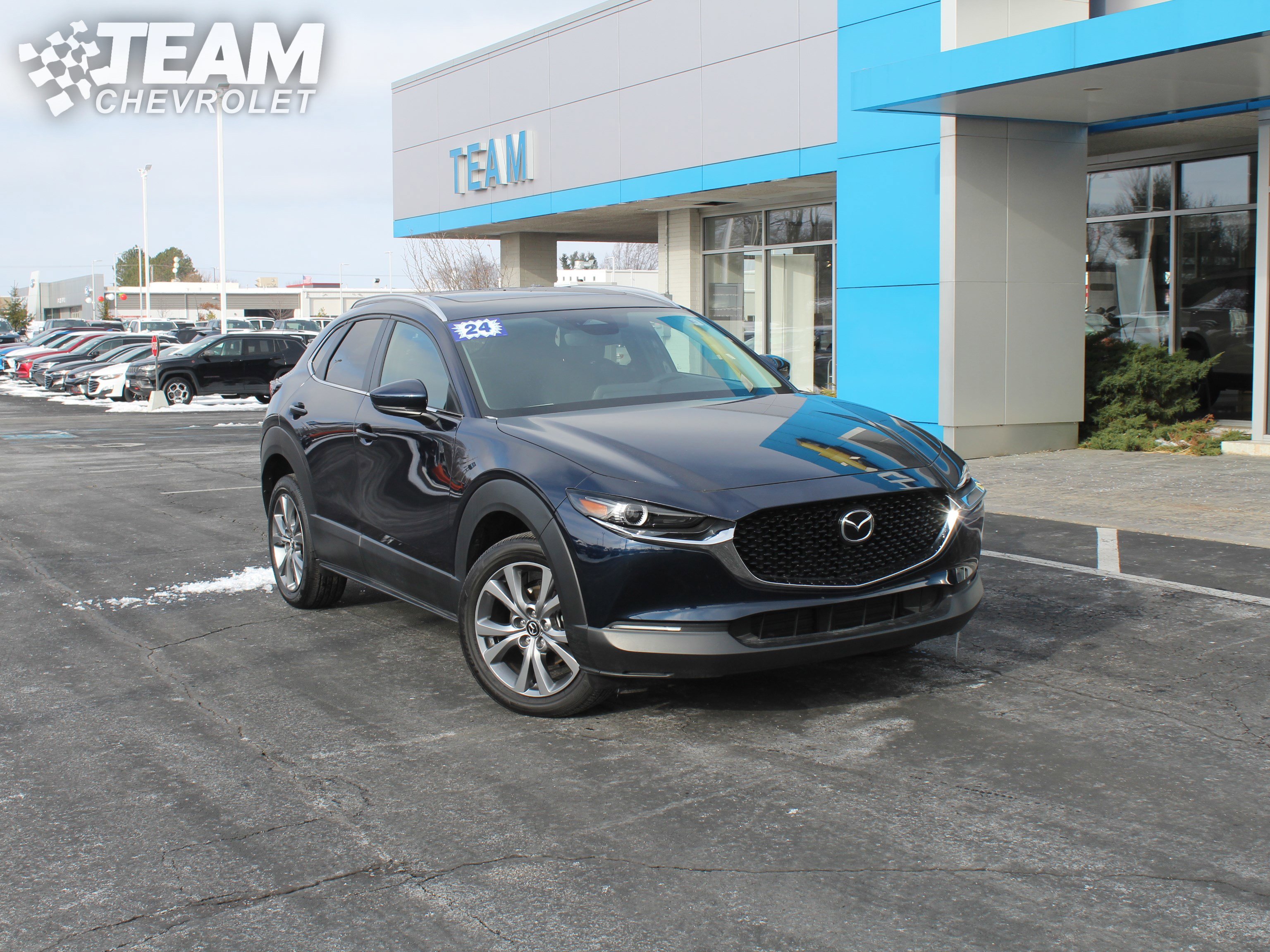 Used 2024 MAZDA CX-30 AWD 2.5 S w/ Preferred Package image 2