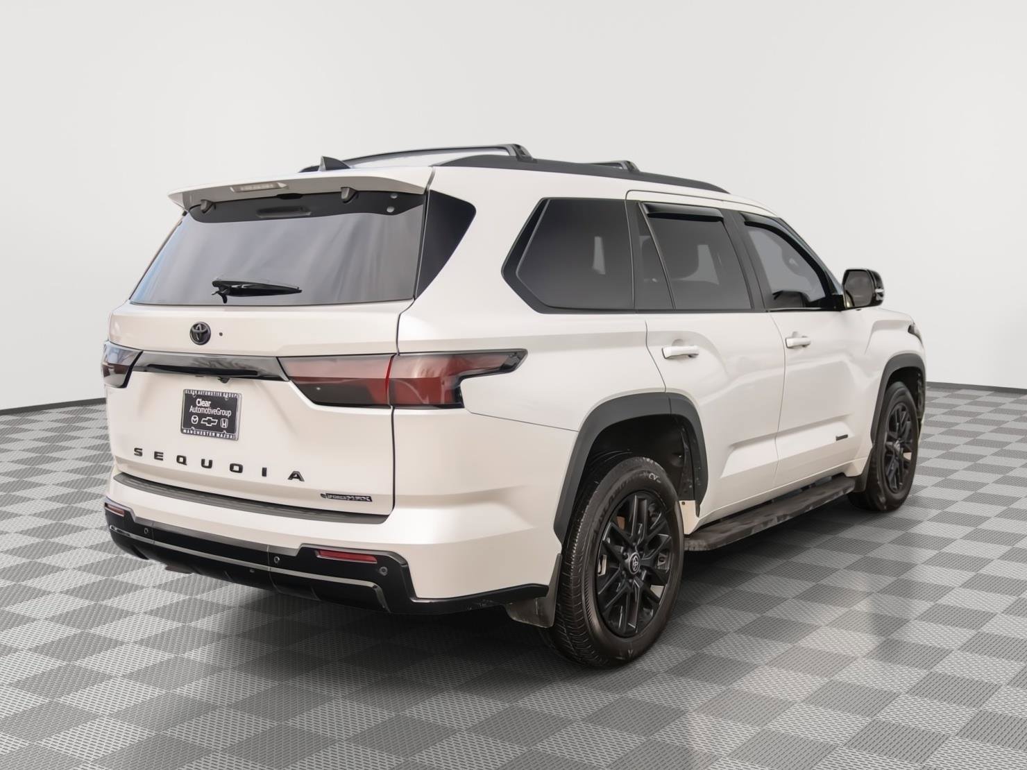 Used 2025 Toyota Sequoia Limited image 29