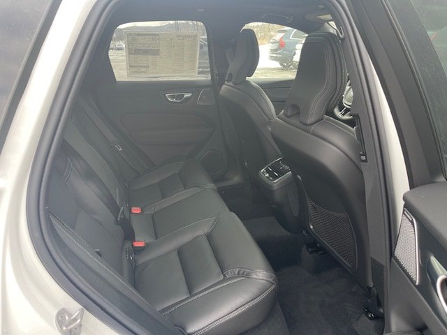 New 2026 Volvo XC60 B5 Ultra w/ Climate Package AWD/4WD image 6