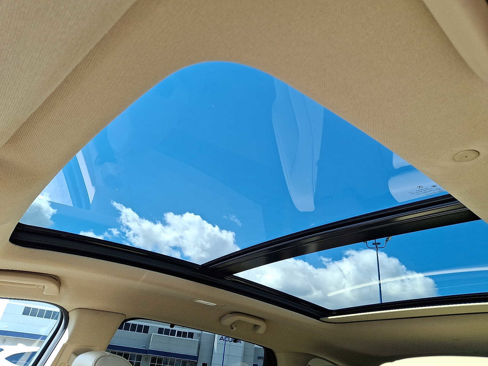 Used 2023 Acura MDX SH-AWD w/ Technology Package image 15