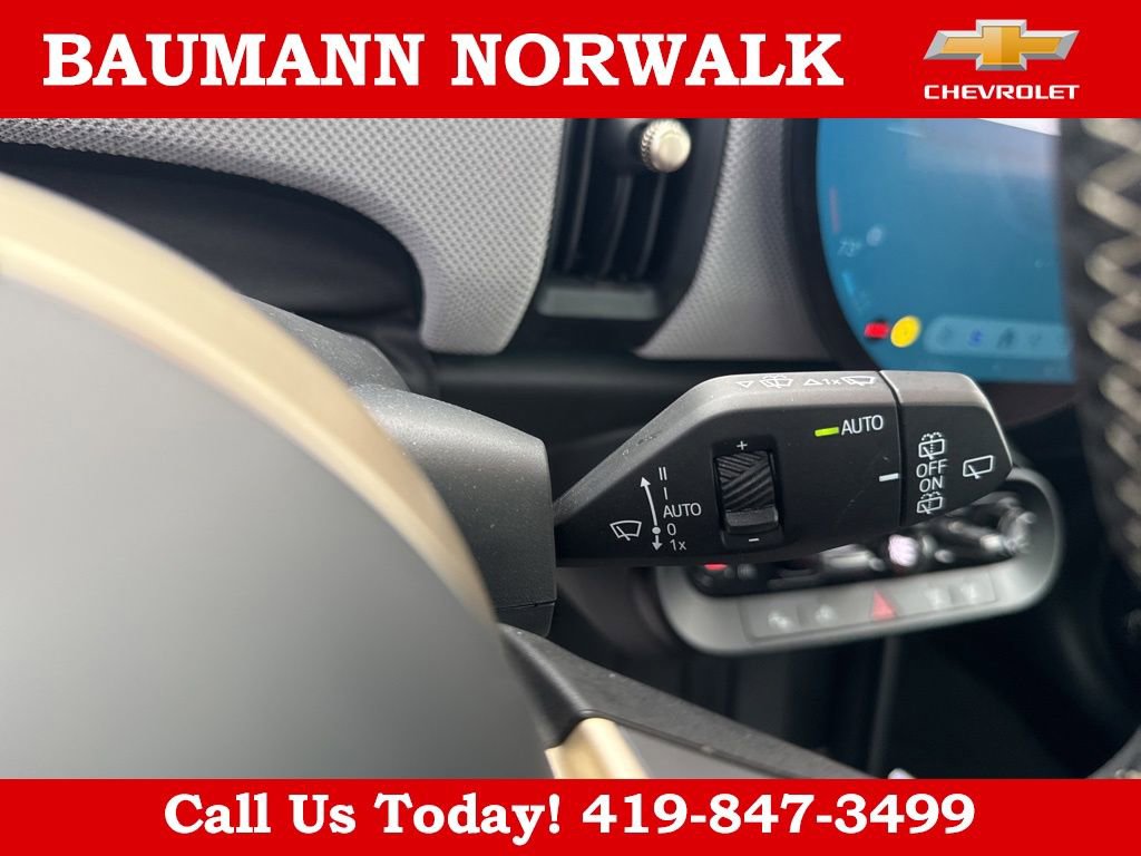 Used 2025 MINI Cooper S image 11